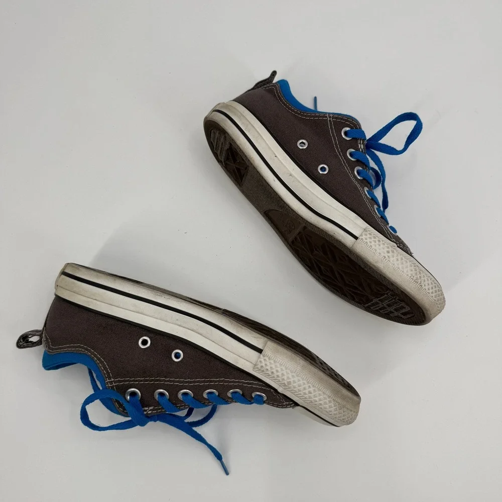 Converse Chuck Taylor Low-Top Charcoal Grey Electric Blue Sneakers Youth 5